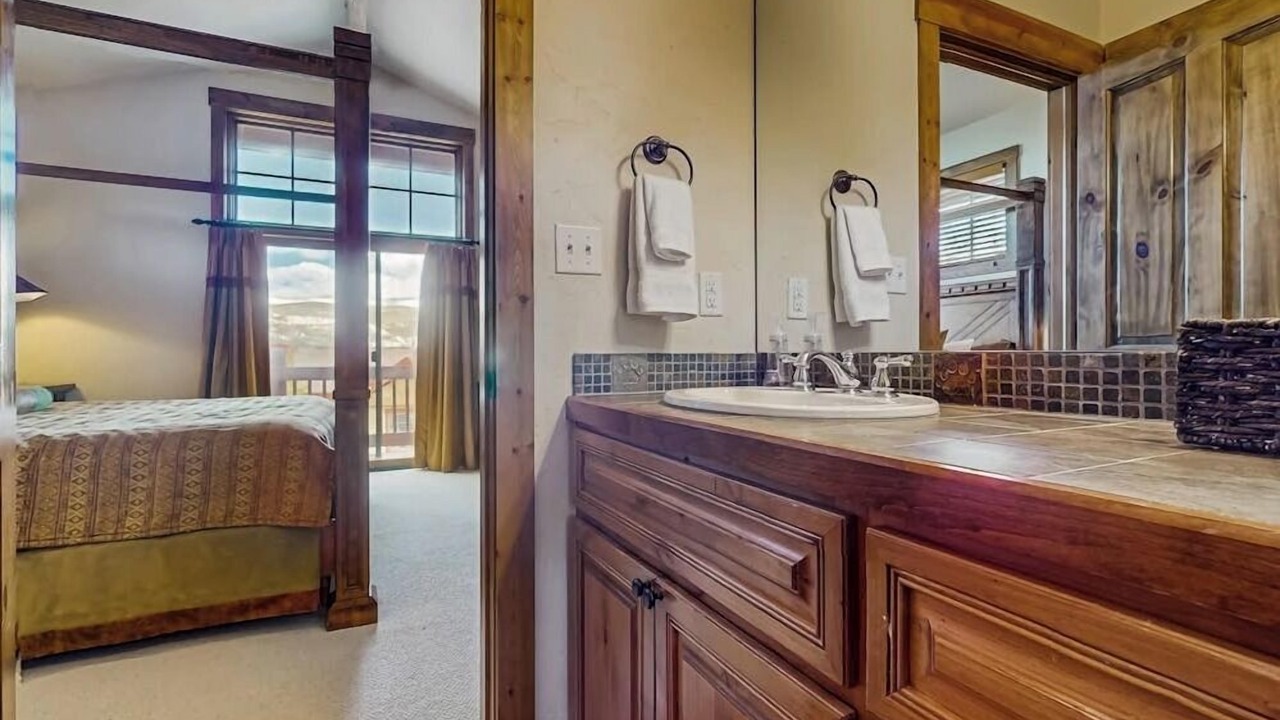 Photo of Bathroom in Bear Crossing