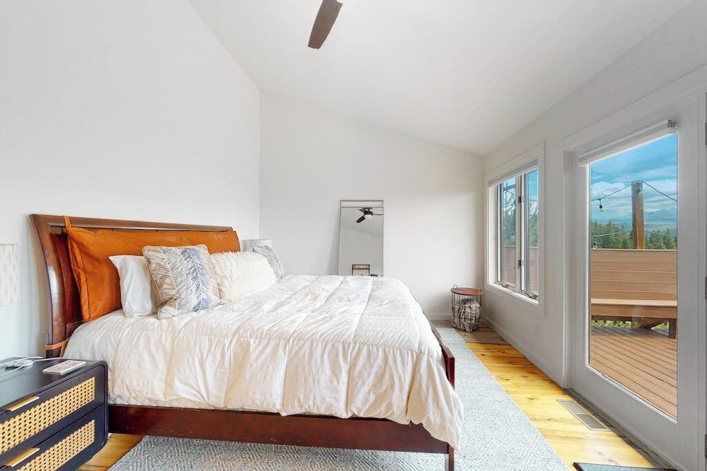 Photo of Bedroom in Winter Park Highlands