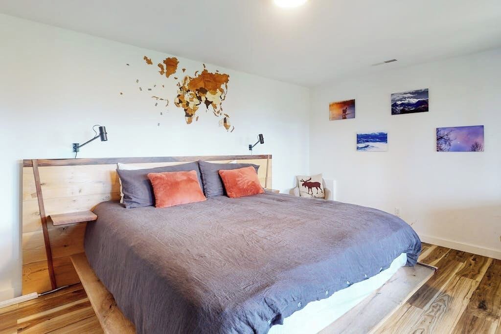 Photo of Bedroom in Winter Park Highlands