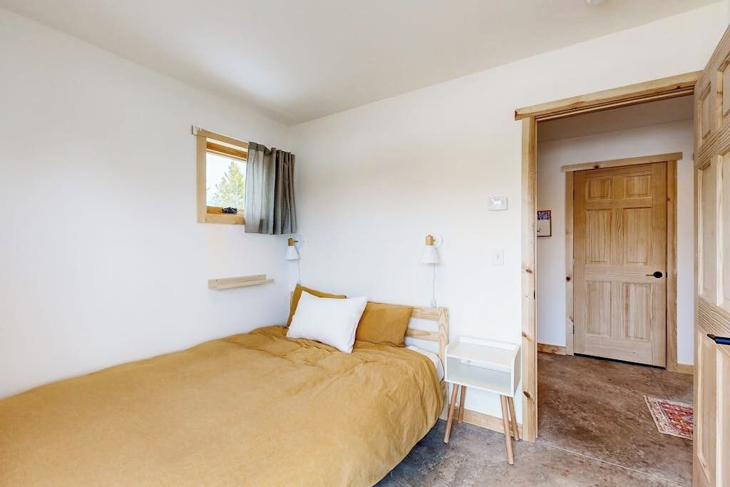 Photo of Bedroom in Winter Park Highlands