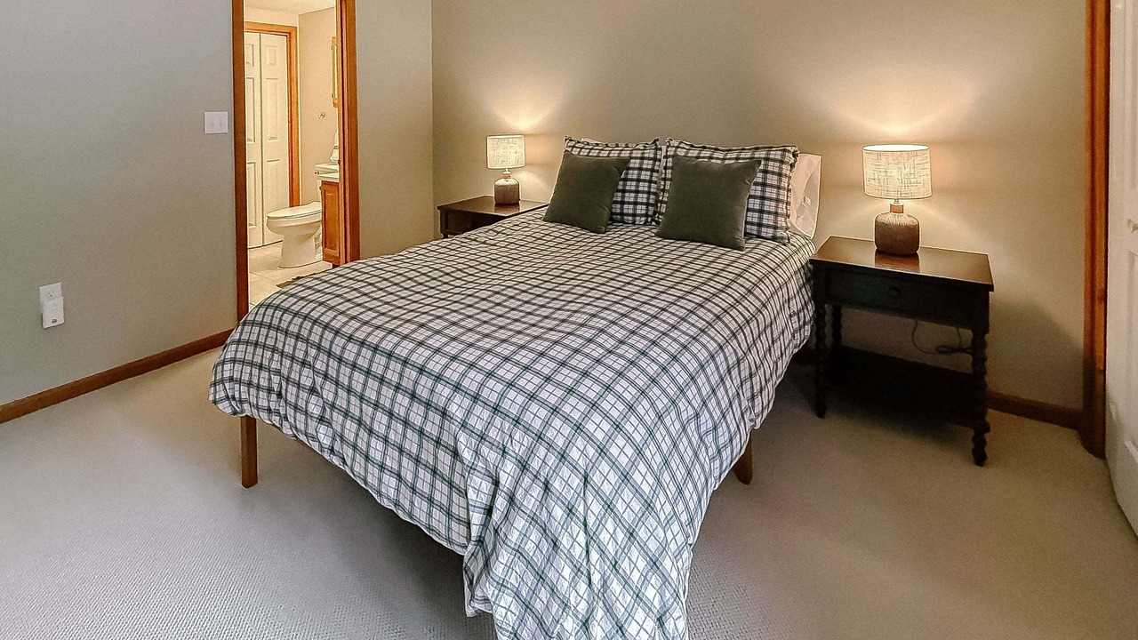 Photo of Others in Bretton Woods