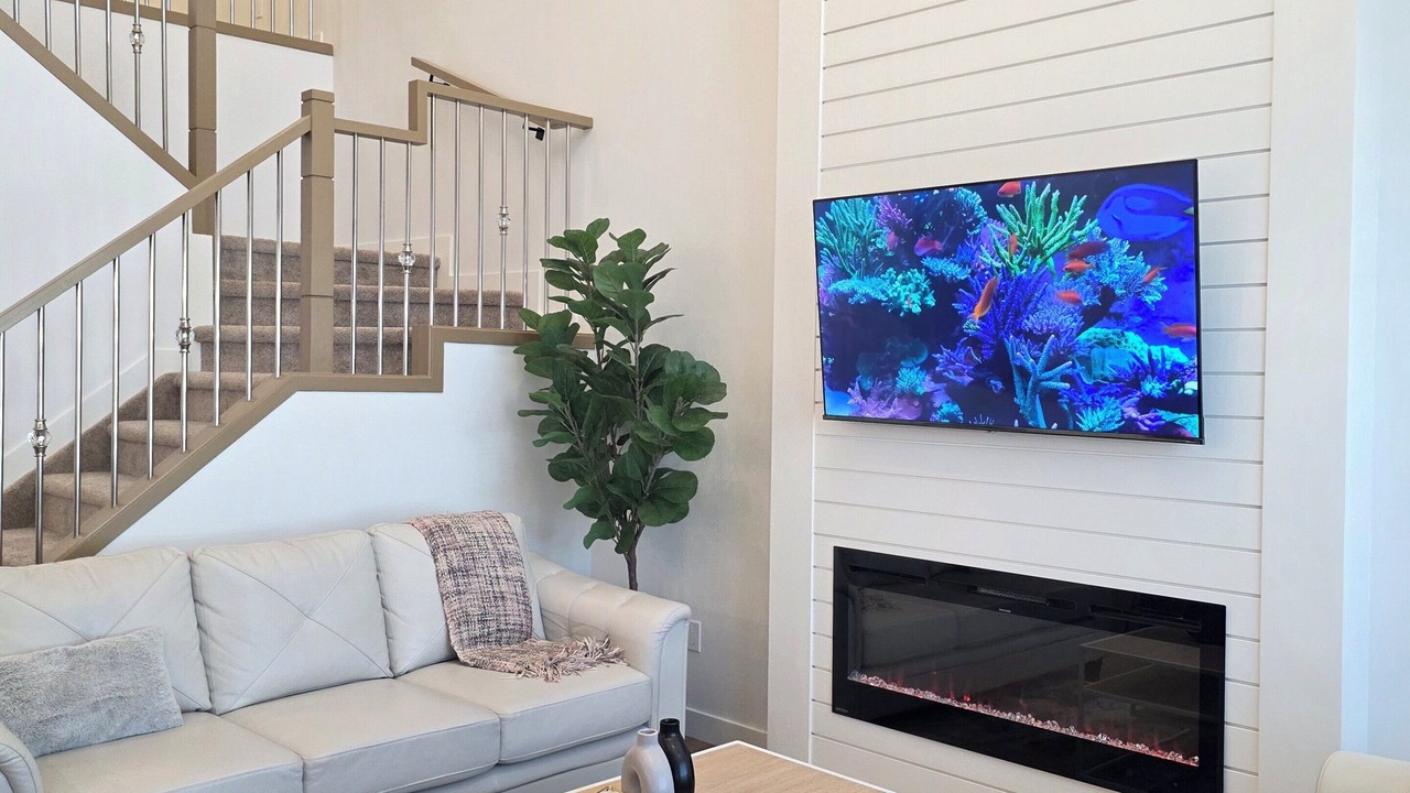 Photo of Livingroom in Division No. 11
