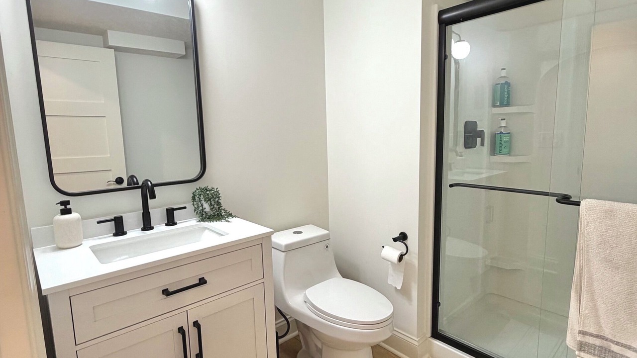 Photo of Bathroom in Cuyahoga Falls