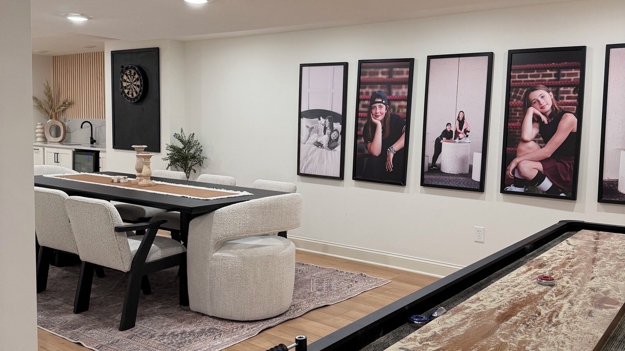 Photo of Bedroom in Cuyahoga Falls