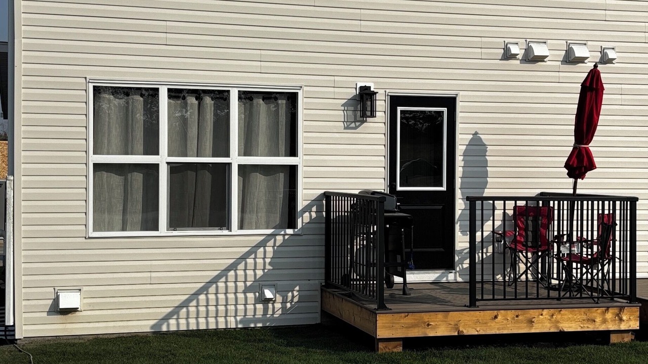 Photo of Patio Balcony in Markerville
