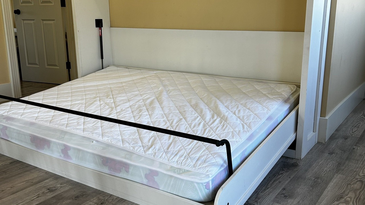 Photo of Bedroom in Fowler Lake