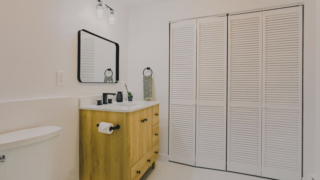 Photo of Bathroom in Carbondale
