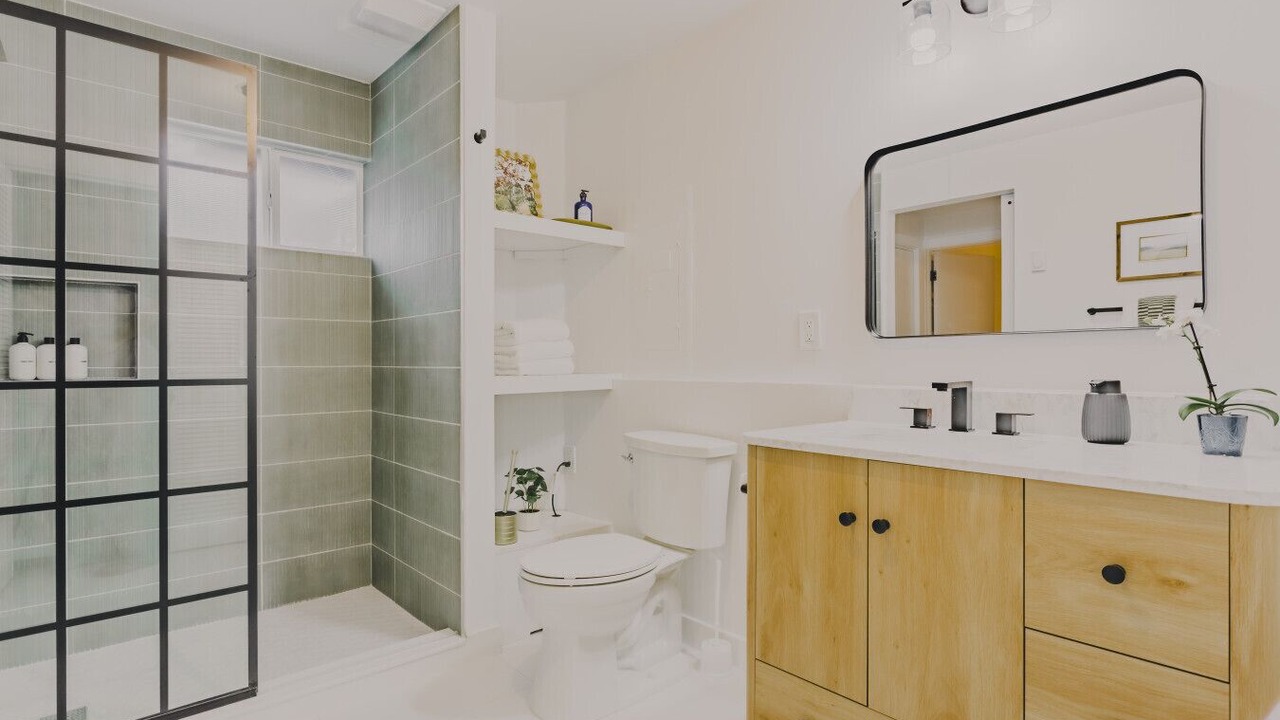 Photo of Bathroom in Carbondale