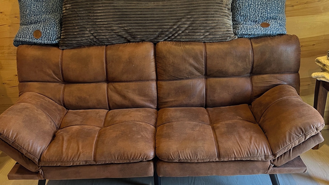 Photo of Livingroom in Sundre