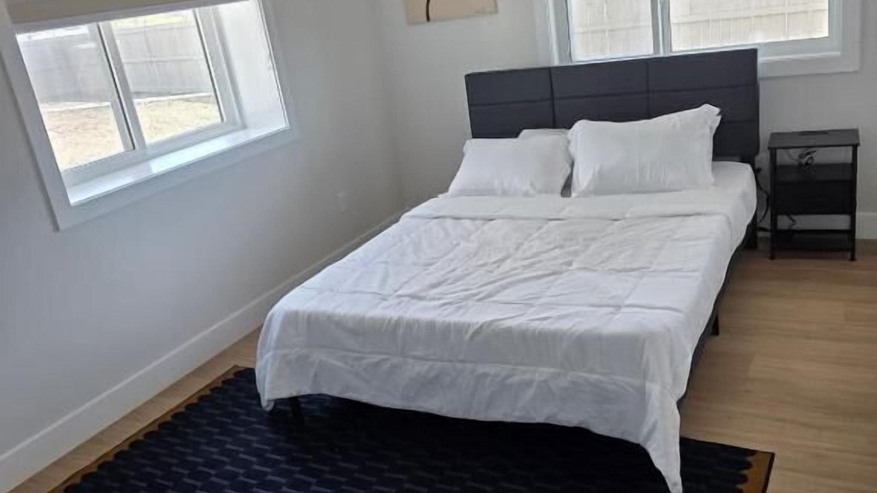 Photo of Bedroom in Leduc County