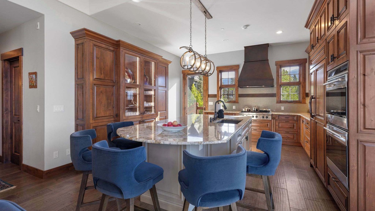 Photo of Kitchen in Three Peaks