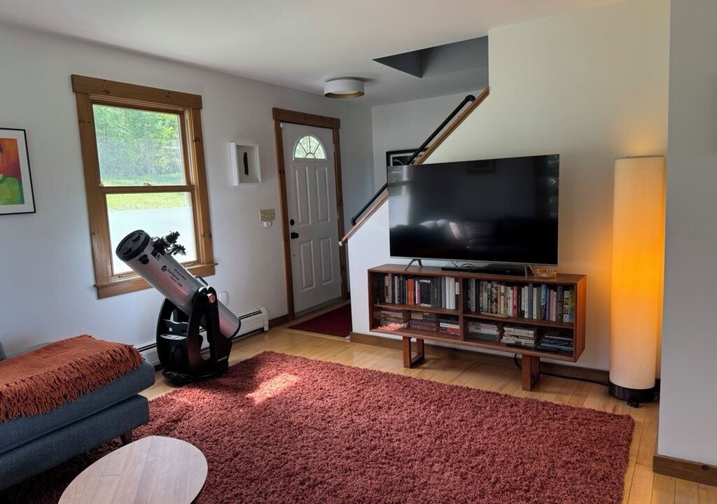 Photo of Livingroom in East Calais