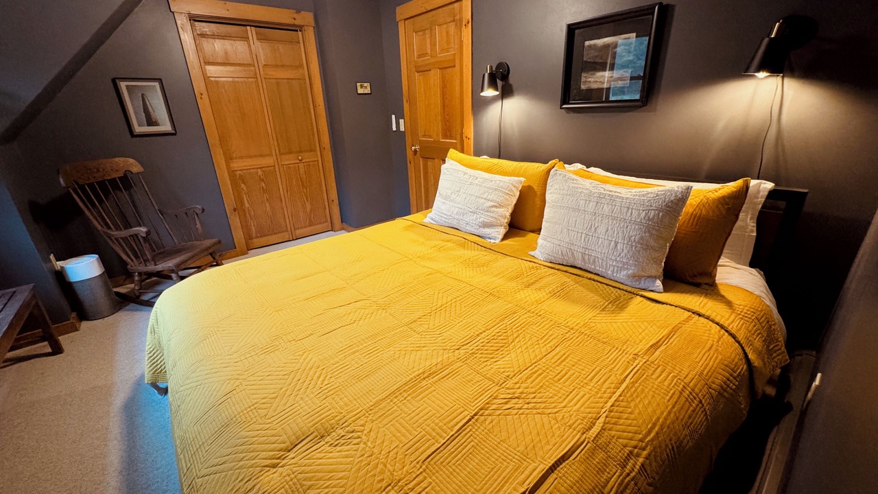 Photo of Bedroom in East Calais