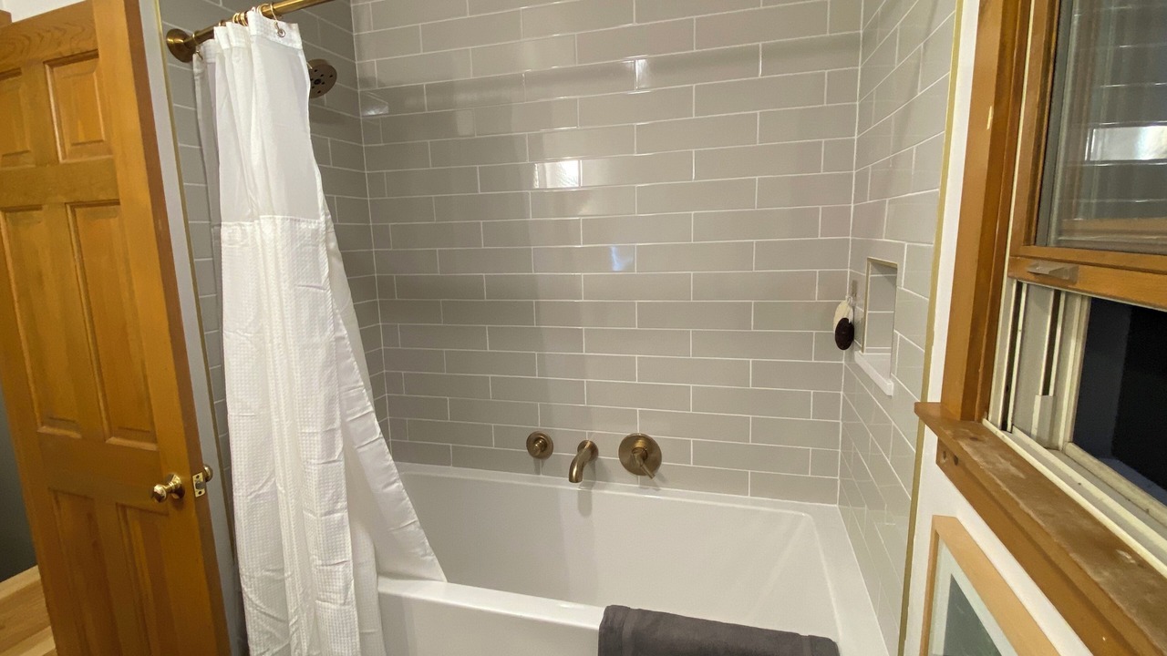 Photo of Bathroom in East Calais