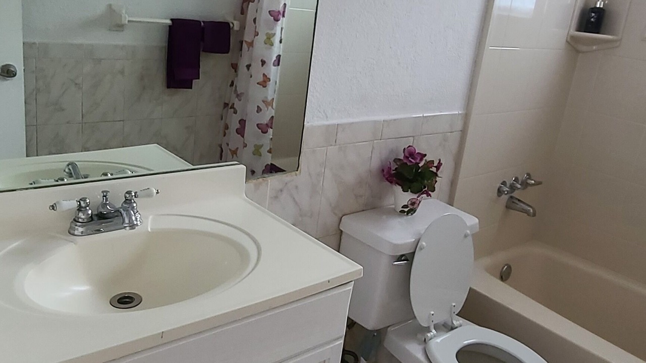 Photo of Bathroom in Survey Creek