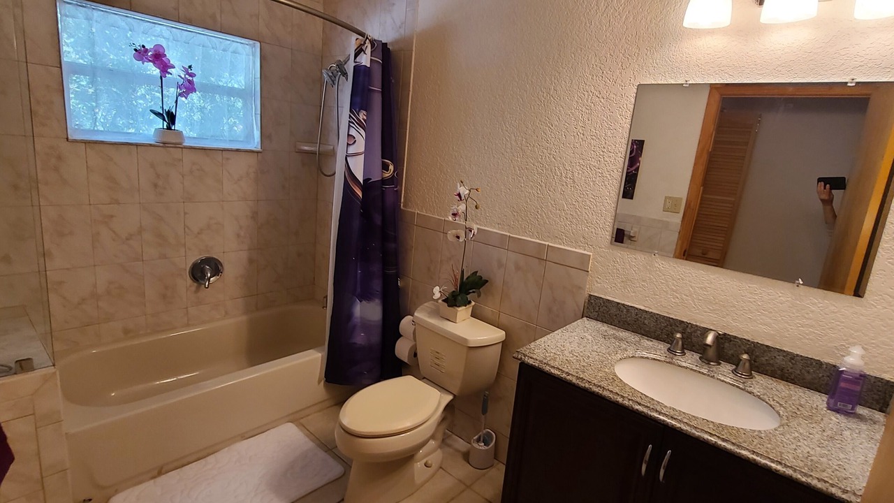 Photo of Bathroom in Survey Creek