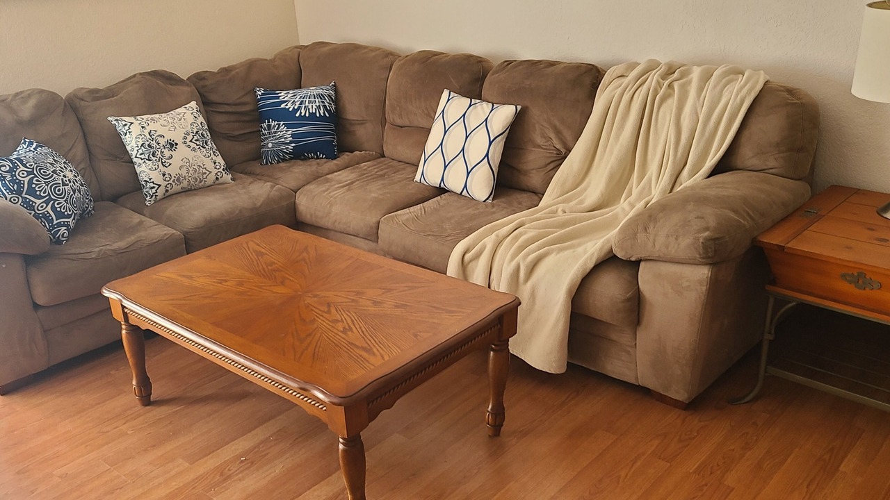 Photo of Livingroom in Survey Creek