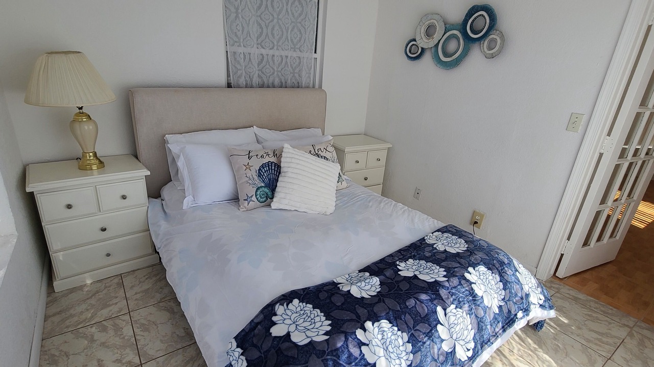 Photo of Bedroom in Survey Creek