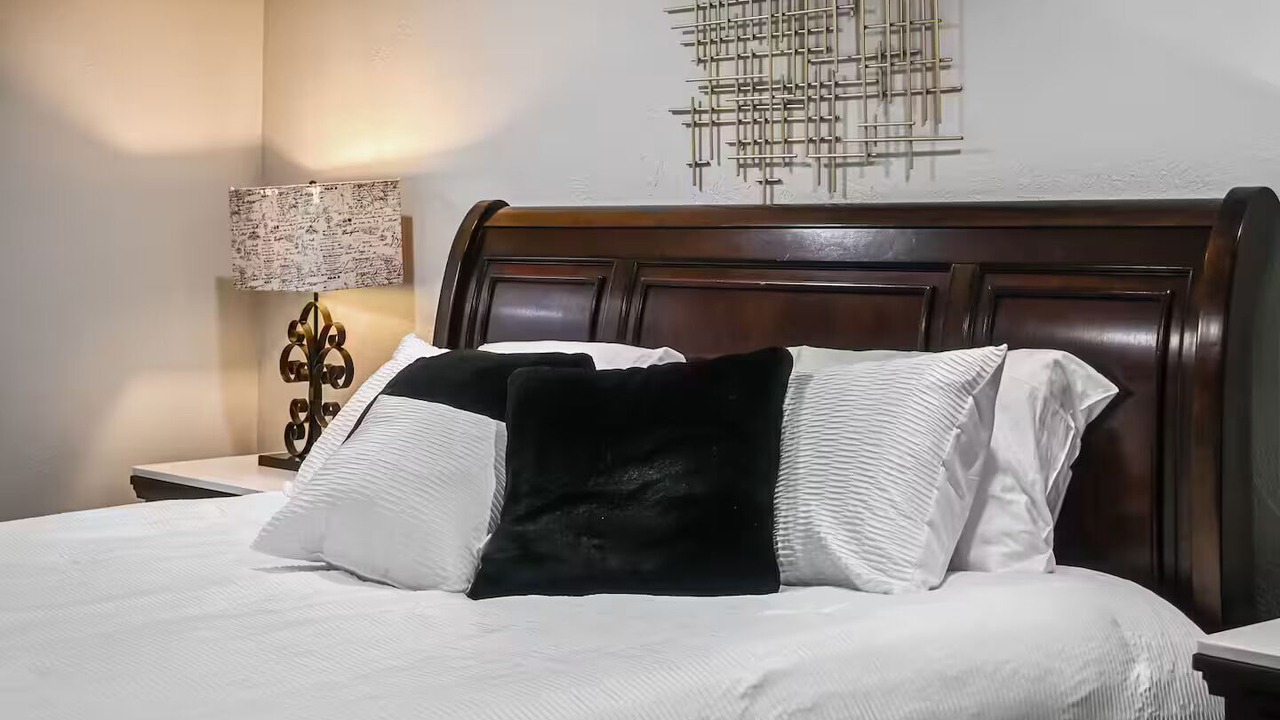 Photo of Bedroom in Lakewood