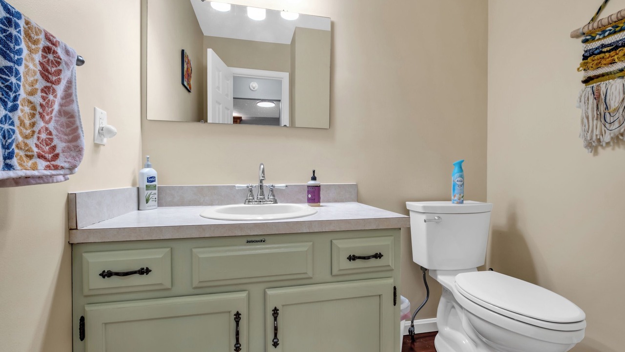 Photo of Bathroom in Oberlin