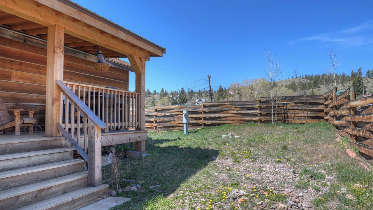 Photo of Patio Balcony in Creede