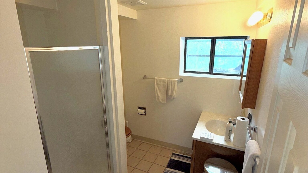 Photo of Bathroom in Twin Lakes