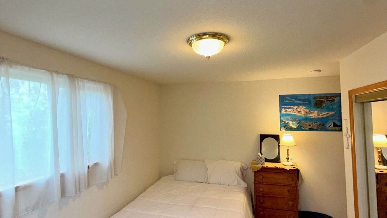 Photo of Bedroom in Twin Lakes