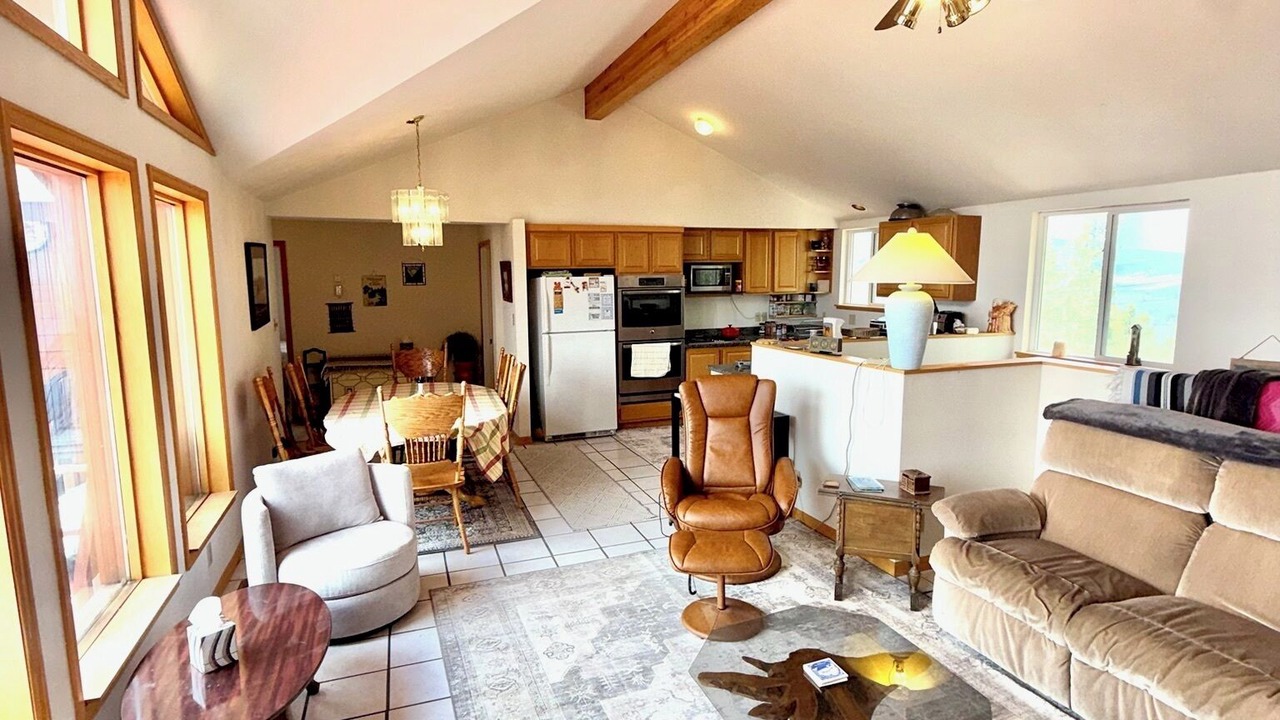 Photo of Livingroom in Twin Lakes