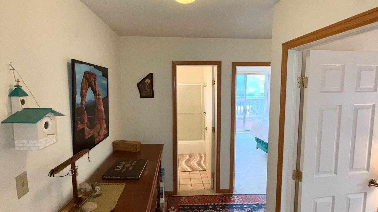 Photo of Bedroom in Twin Lakes