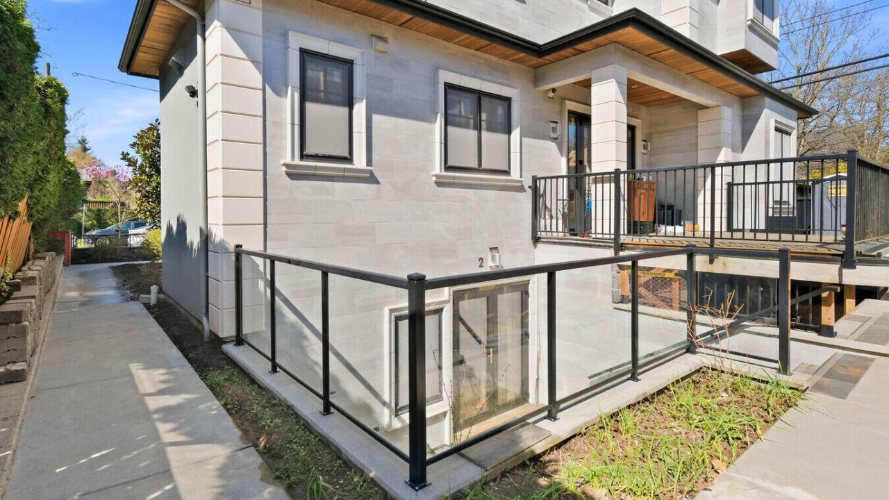 Photo of Outdoor in West Point Grey