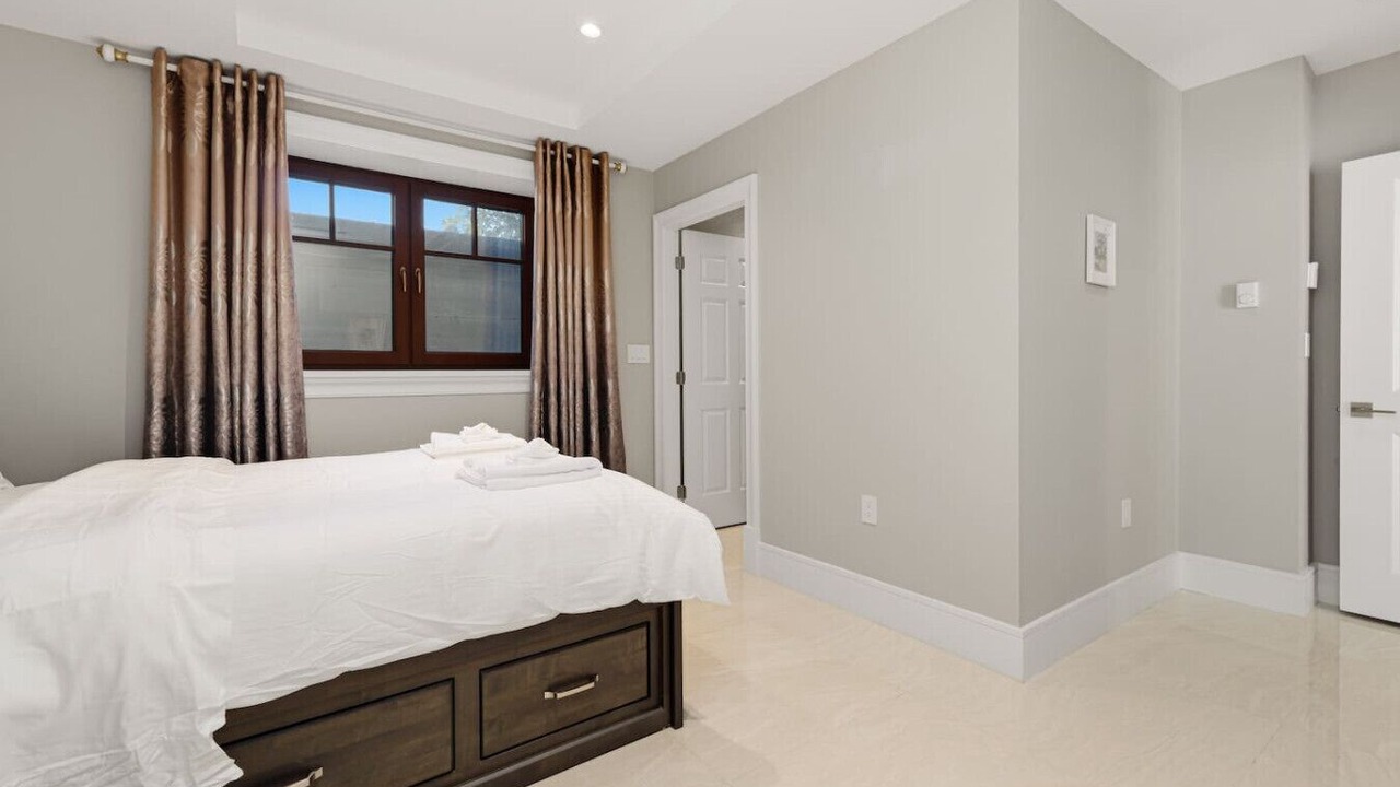 Photo of Bedroom in West Point Grey