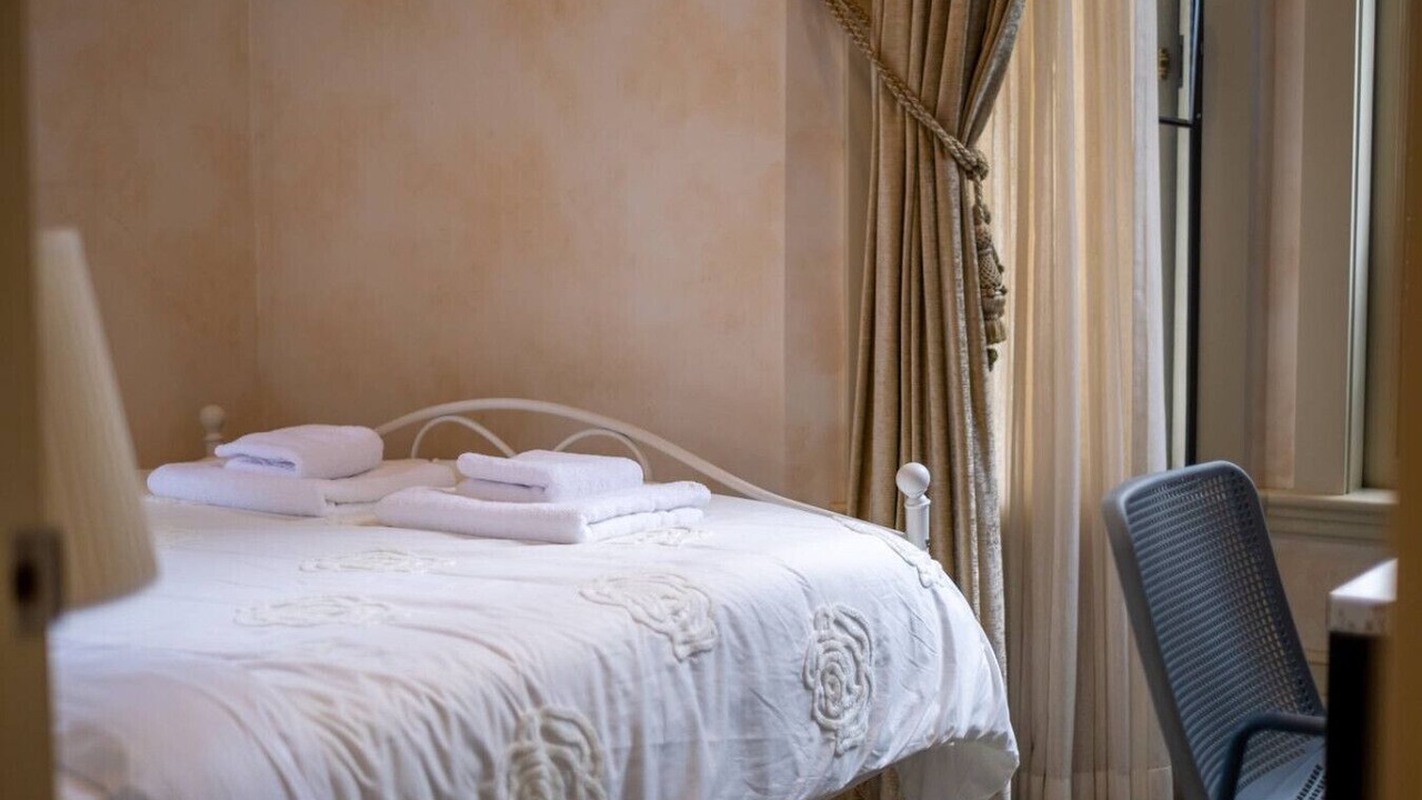 Photo of Bedroom in Kerrisdale
