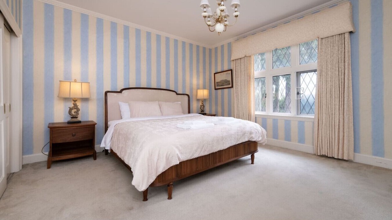 Photo of Bedroom in Kerrisdale