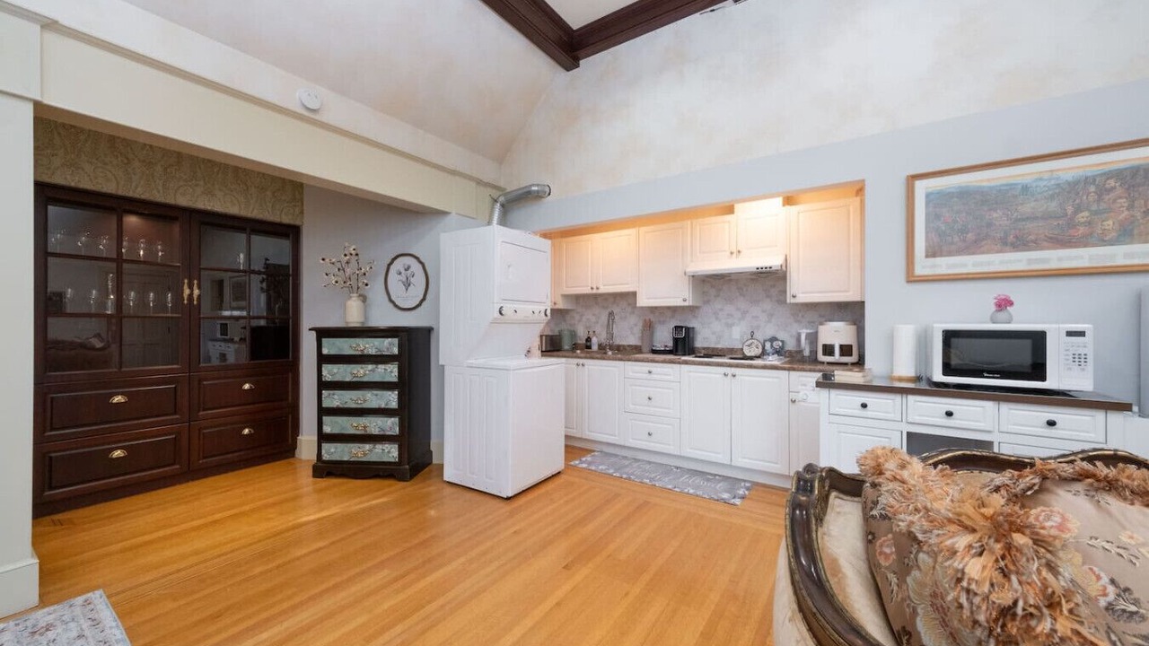 Photo of Kitchen in Kerrisdale