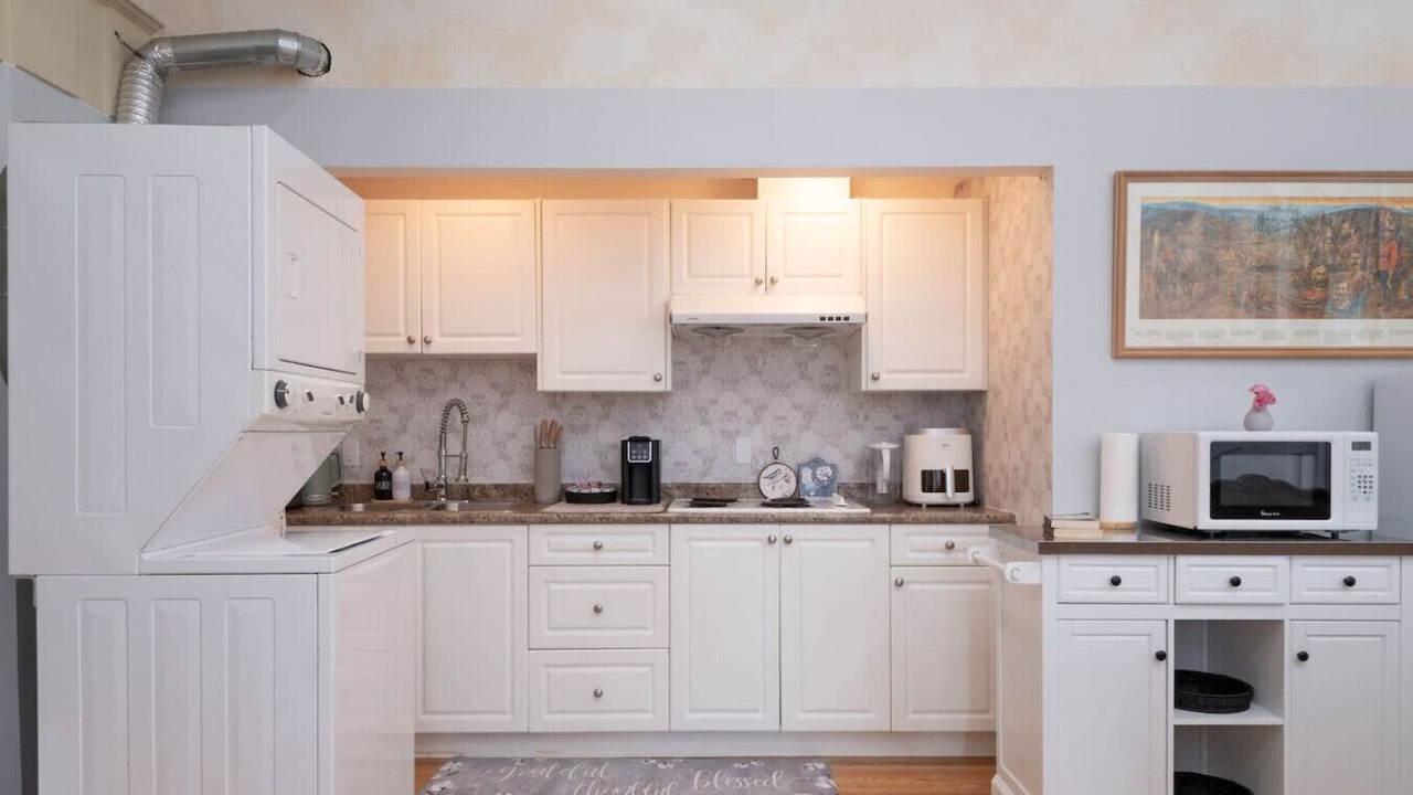 Photo of Kitchen in Kerrisdale