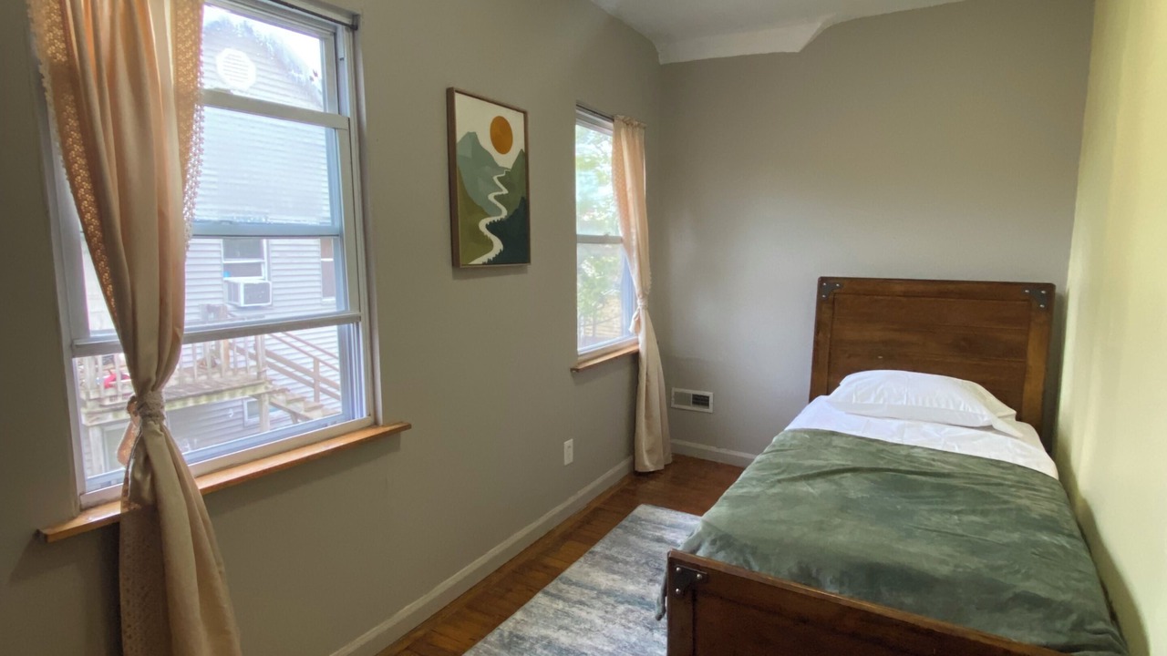 Photo of Bedroom in Ohio City