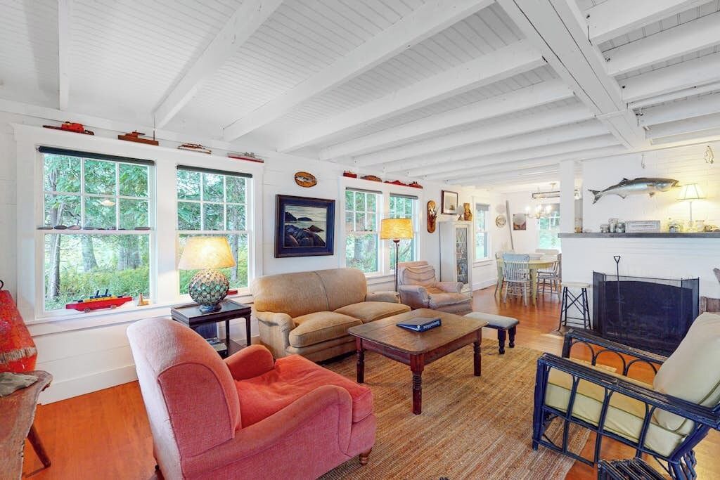 Photo of Livingroom in Cushing