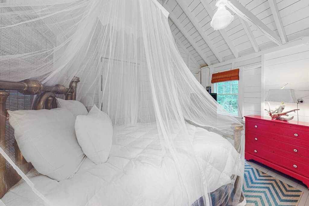 Photo of Bedroom in Cushing