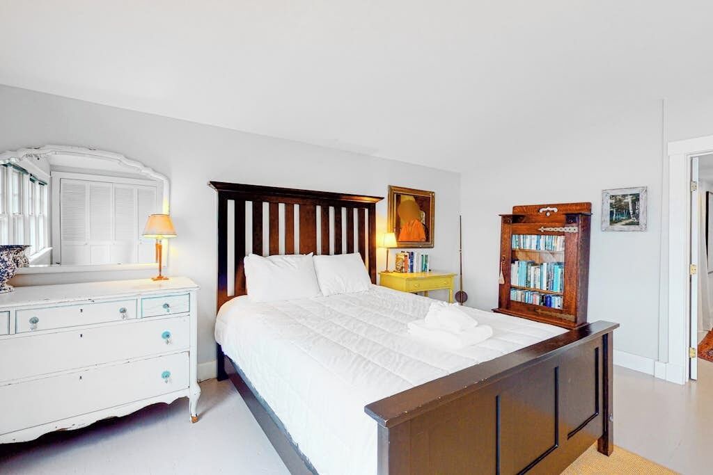 Photo of Bedroom in Cushing