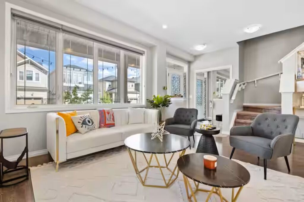 Photo of Livingroom in Calgary