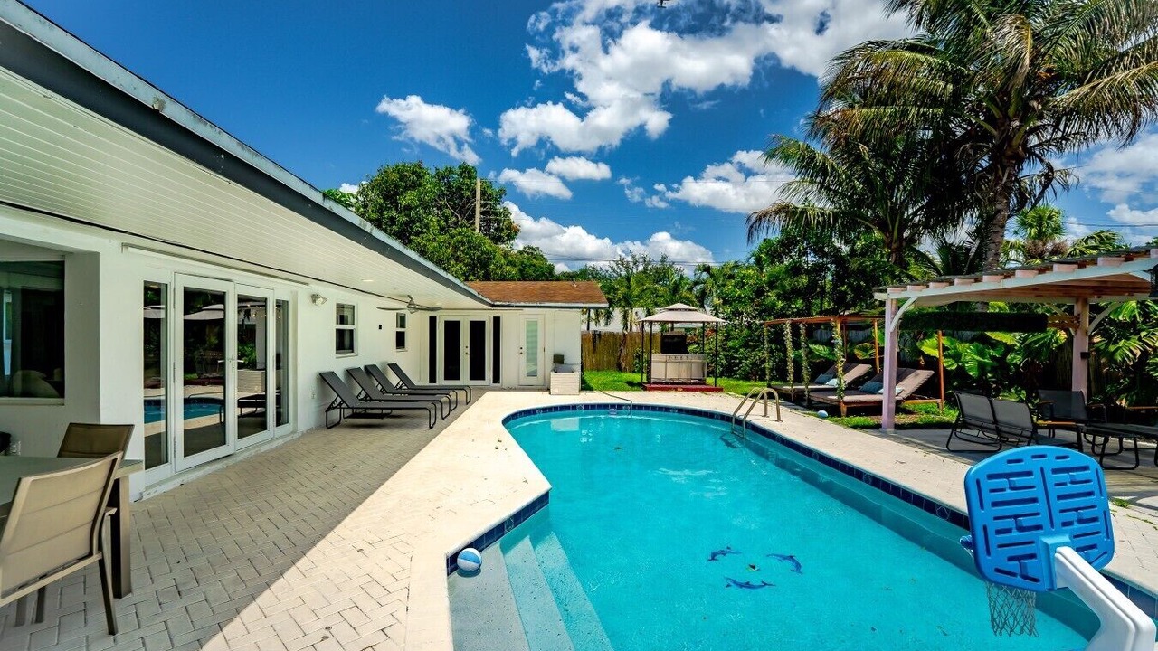 Photo of Outdoor in Pembroke Pines
