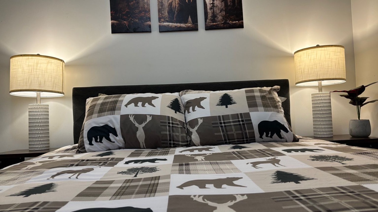 Photo of Bedroom in Whitehorse