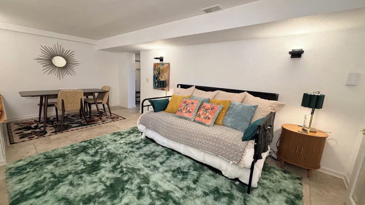 Photo of Livingroom in Old Prospect