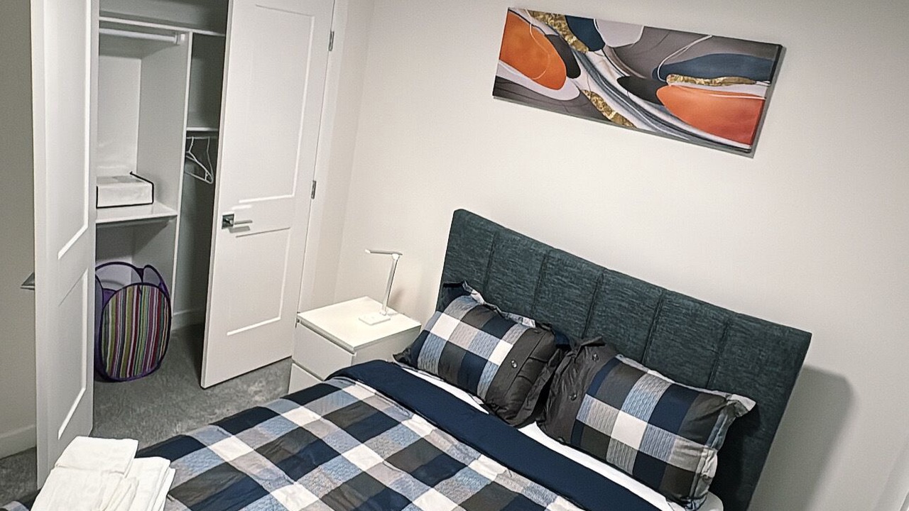 Photo of Bedroom in Division No. 11