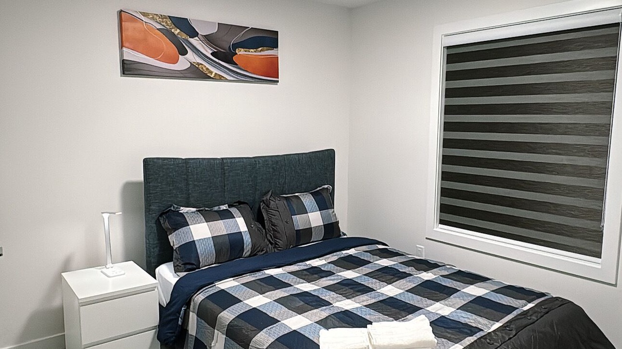 Photo of Bedroom in Division No. 11