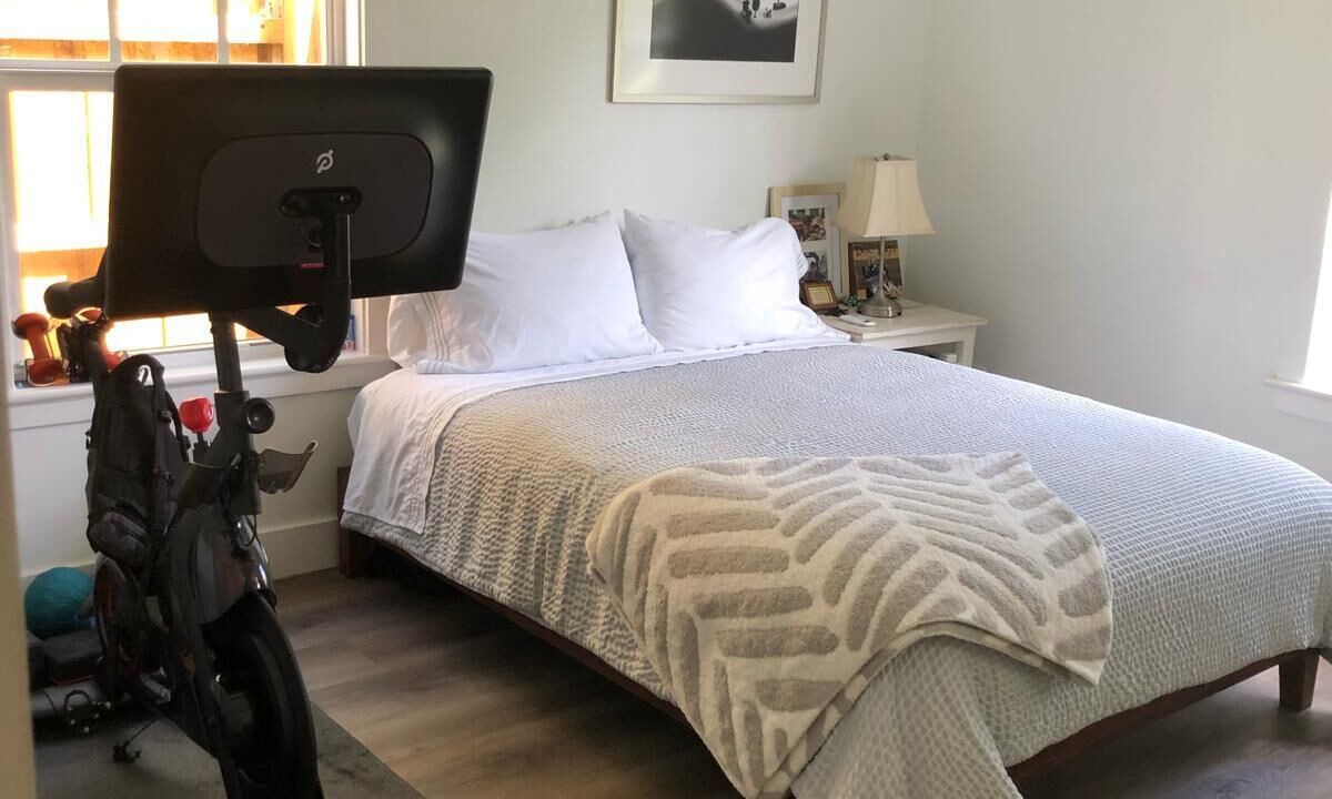 Photo of Bedroom in Old Northwood Historic District