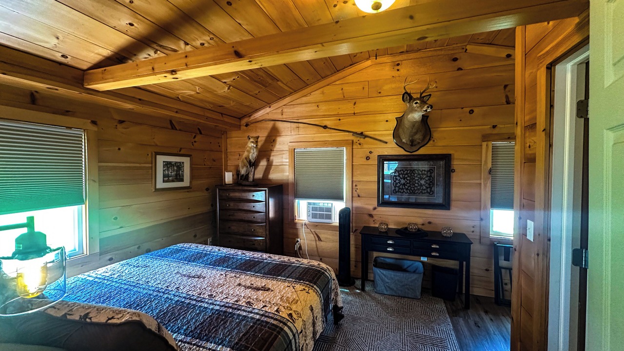 Photo of Bedroom in Malletts Bay