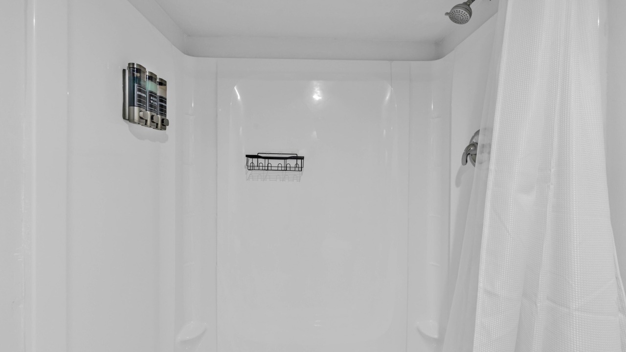 Photo of Bathroom in Lorain