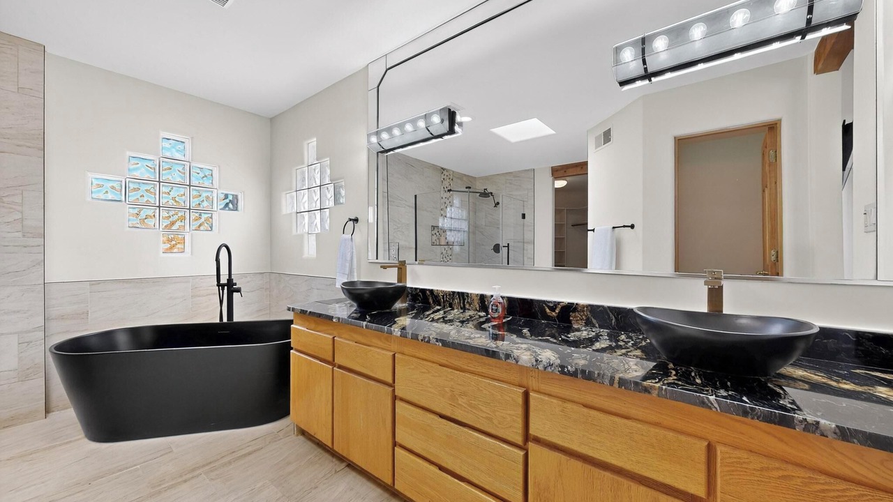 Photo of Bathroom in Placitas