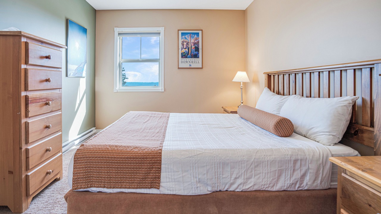 Photo of Bedroom in Silver Star Mountain
